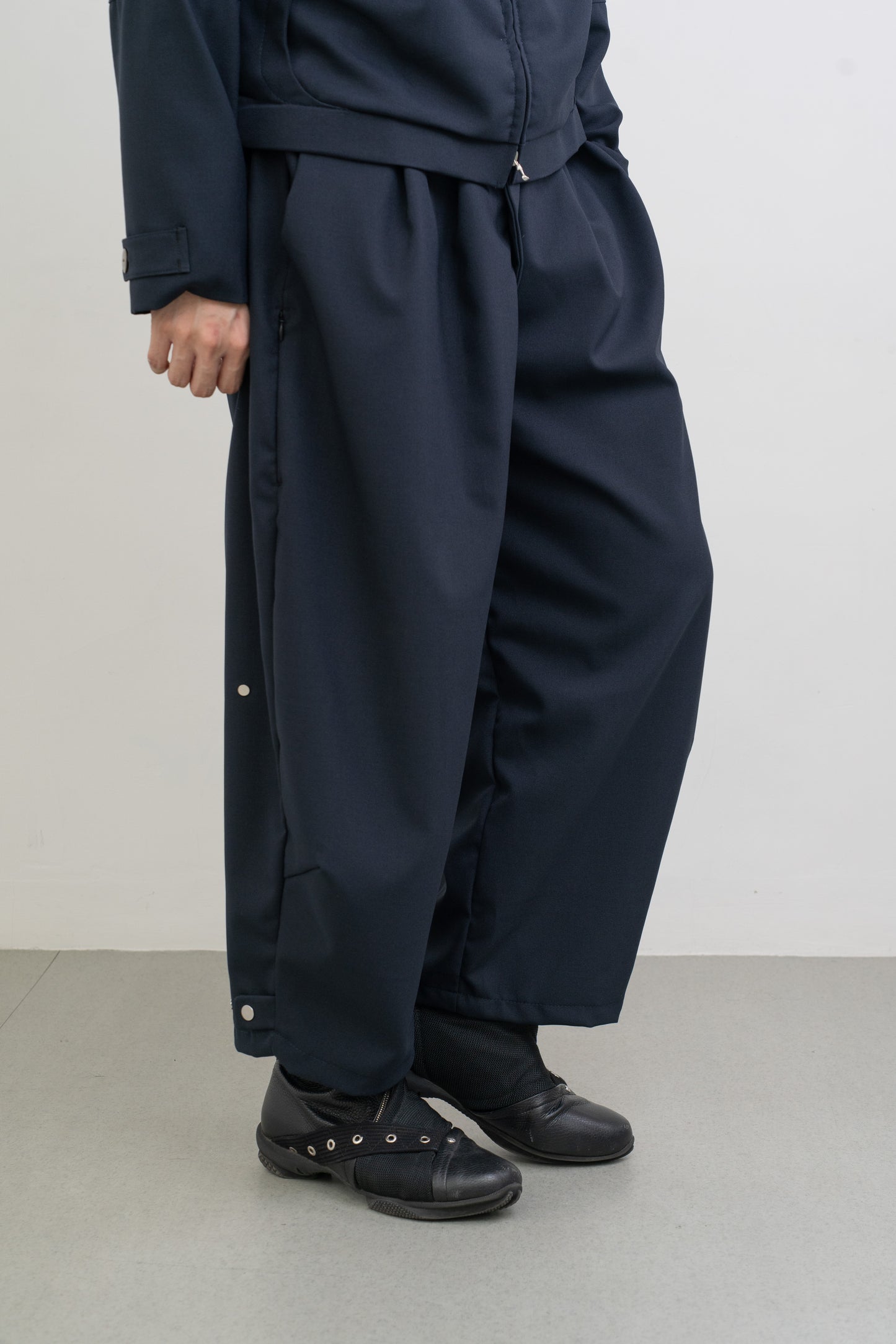 "ARC" TROUSERS - DARK NAVY